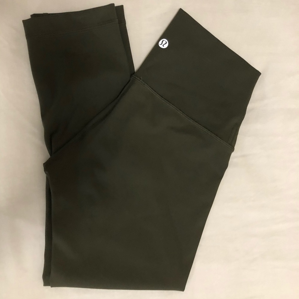 Lululemon wunder under crop leggings